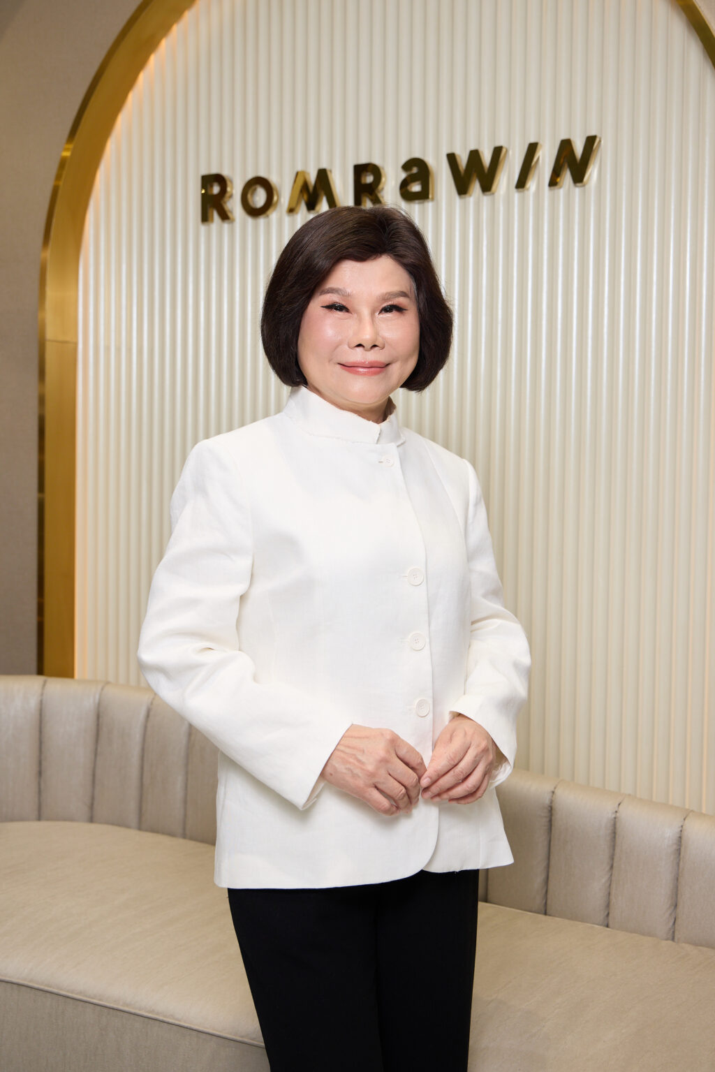 แพทย์หญิงฐานิสร ธรรมลิขิตกุล