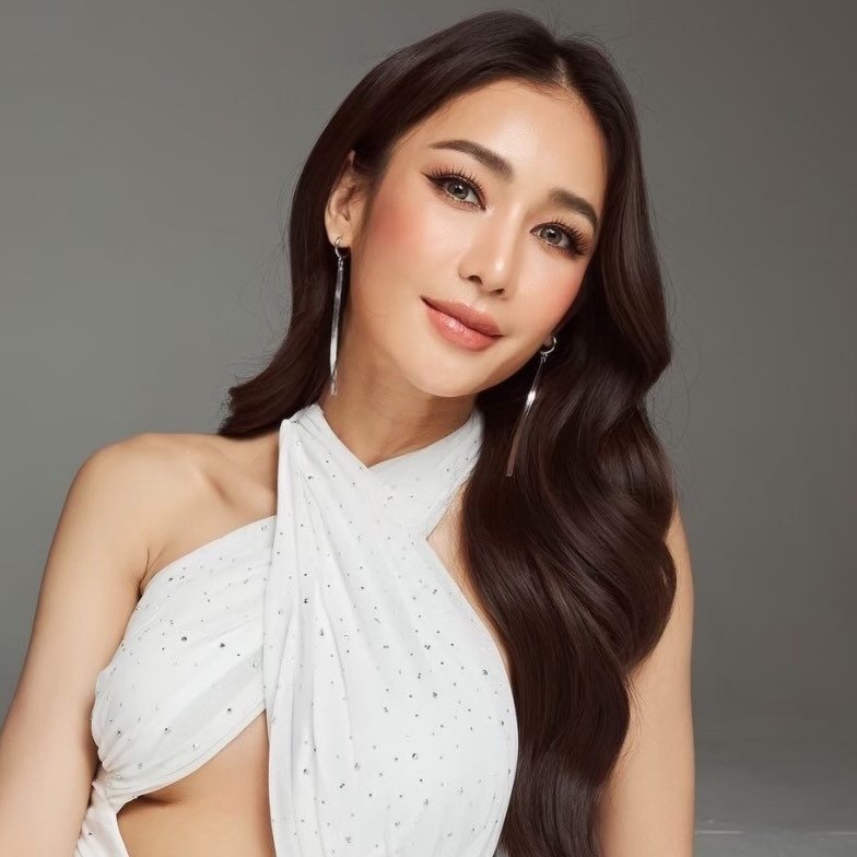เนย โชติกา วงศ์วิลาศ